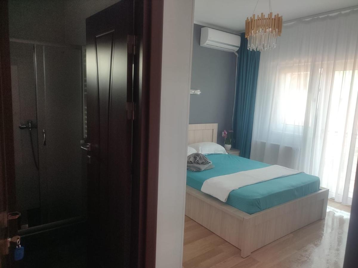 Spital Fundeni Apartment